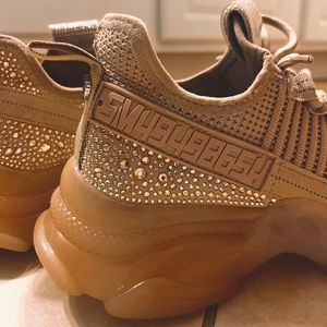 Women’s 9.5 Steve MaddensSM49498654 SMNY90